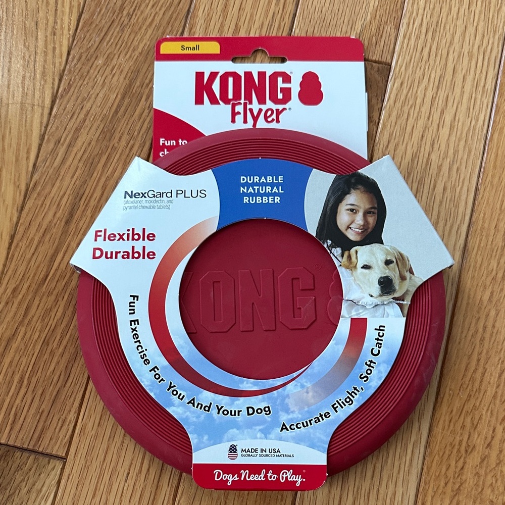 NWT Kong Flyer, Size Small